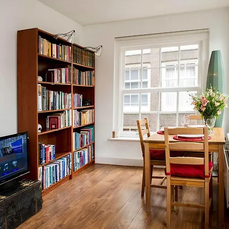 Apartment Canal Side Olofssteeg Iii